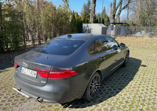 Jaguar XF cena 172200 przebieg: 90432, rok produkcji 2018 z Kleszczele małe 56